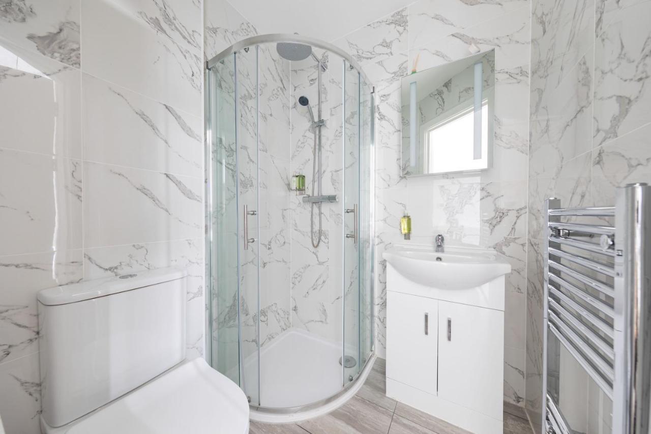 Cozy Ensuite Bedroom For Two Near Tufnell Park Лондон Екстер'єр фото